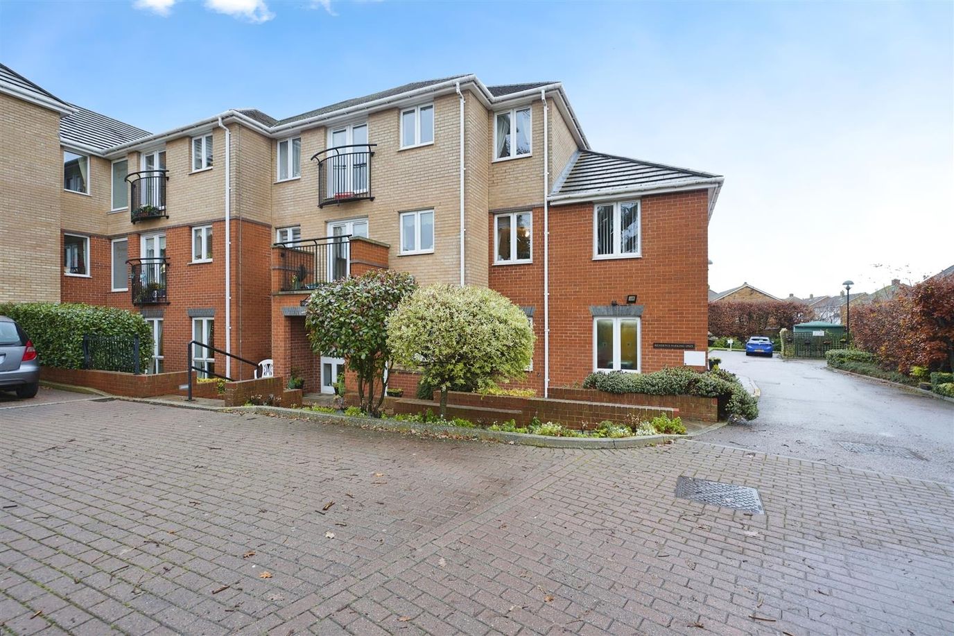Olympic Court – Retirement Living – McCarthy Stone