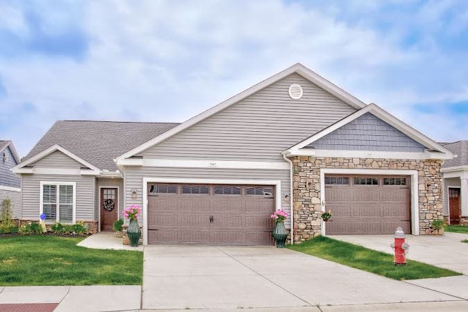 The V Living Experience – Strongsville