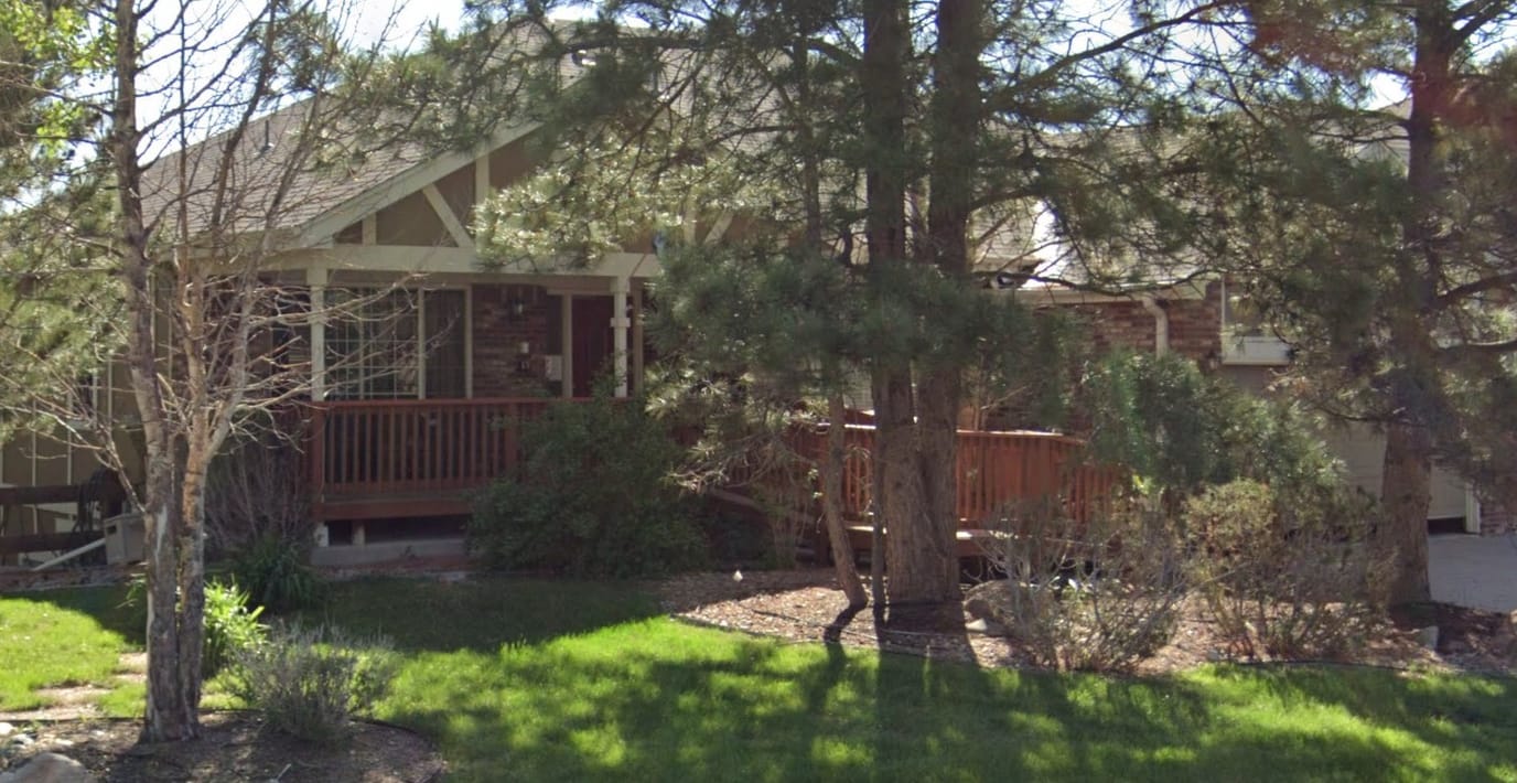 Castle Rock Thatch Circle