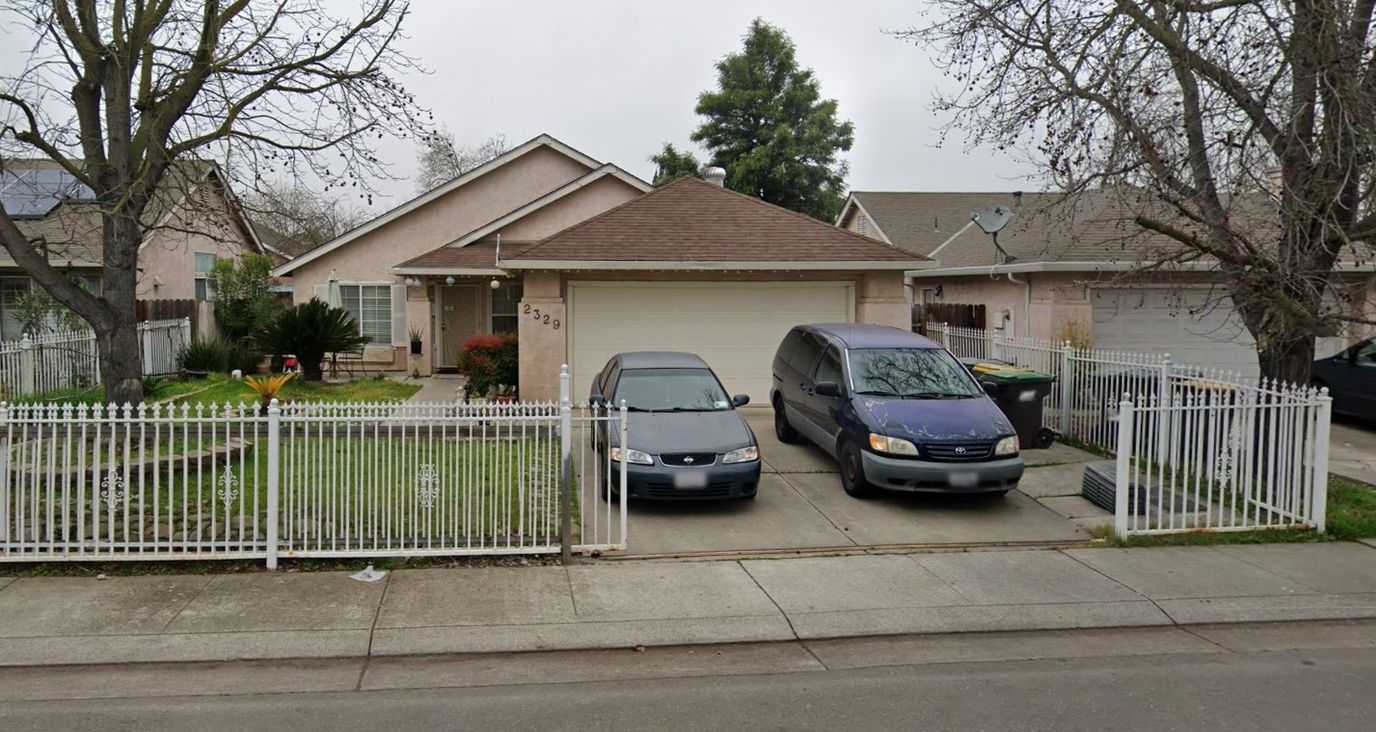 Yannica Guest Home I