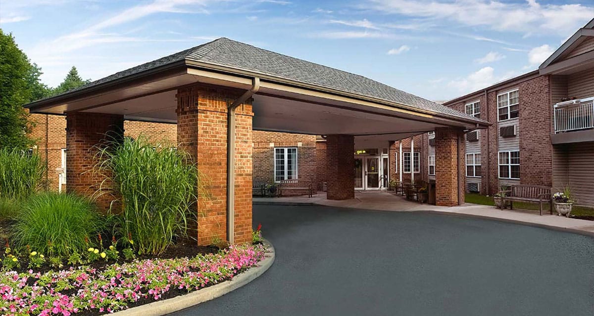 Entrance of the Celebration Villa with flower beds