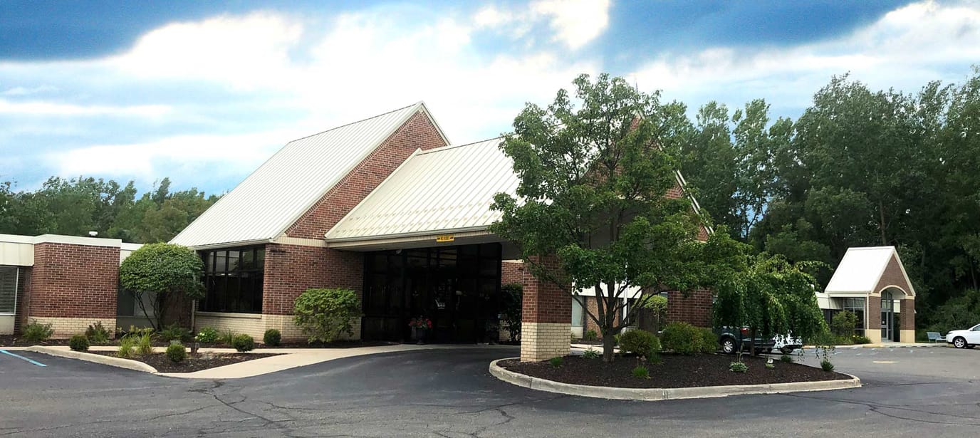 Exterior view of West Oaks Senior Care & Rehab Center