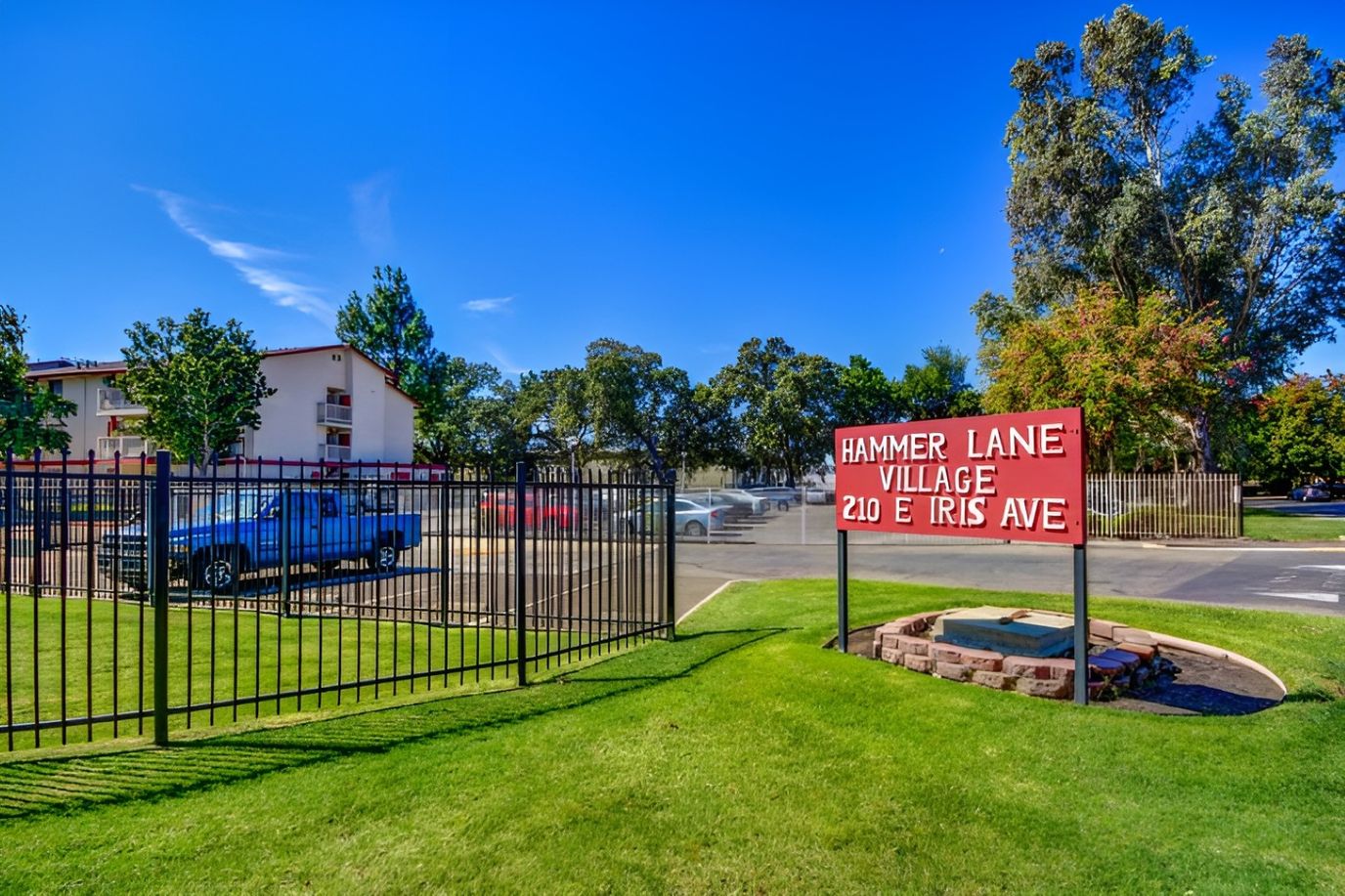 Hammer Lane Village