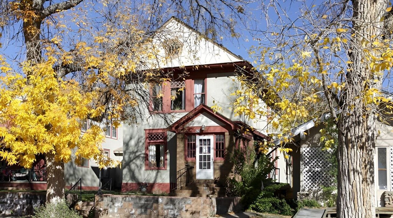 Greenwood Manor