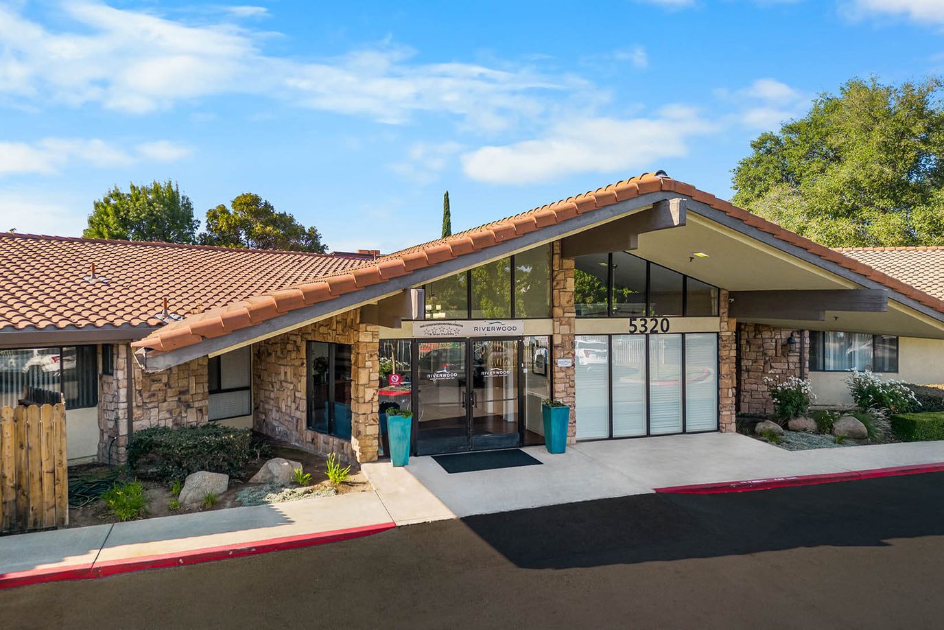 Exterior view of Riverwood Healthcare Center entrance