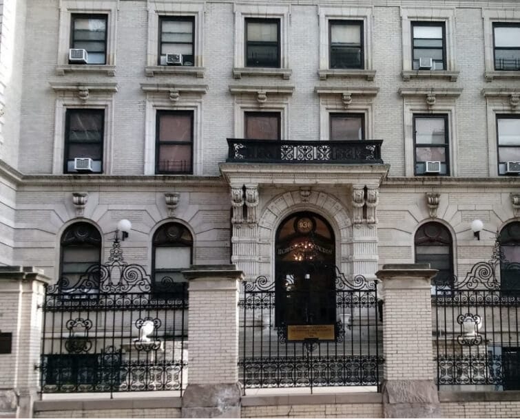 Highbridge Woodycrest Center