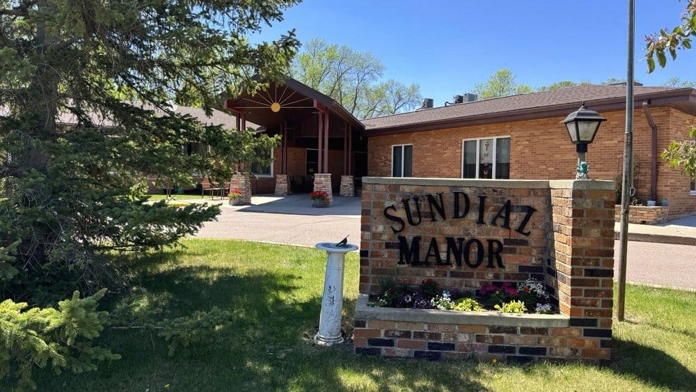 Sun Dial Manor