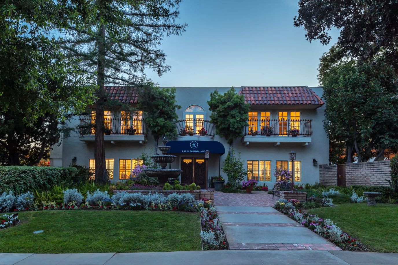 Regency Park Oak Knoll