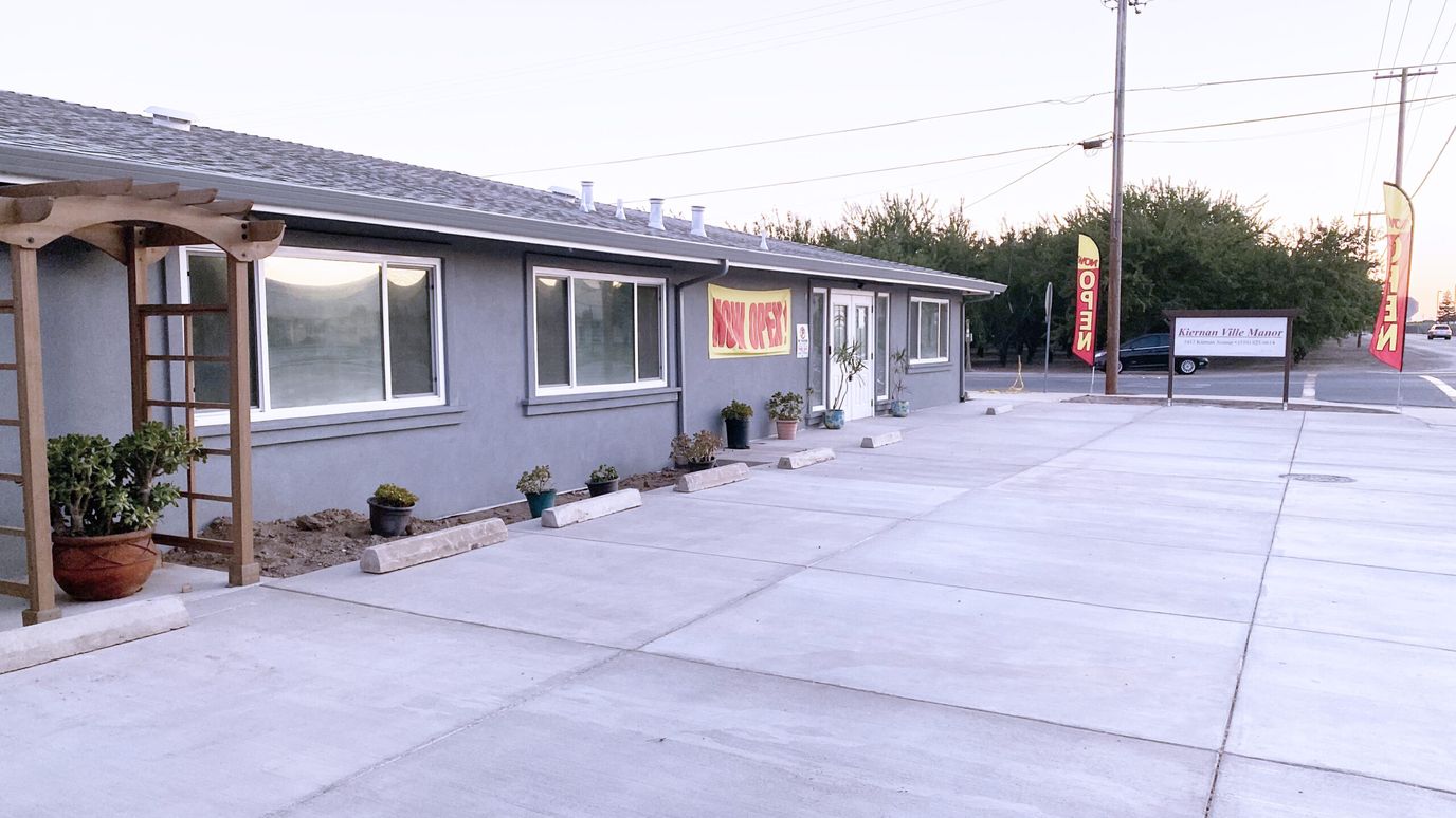 Exterior view of the Aspen Ville Co building