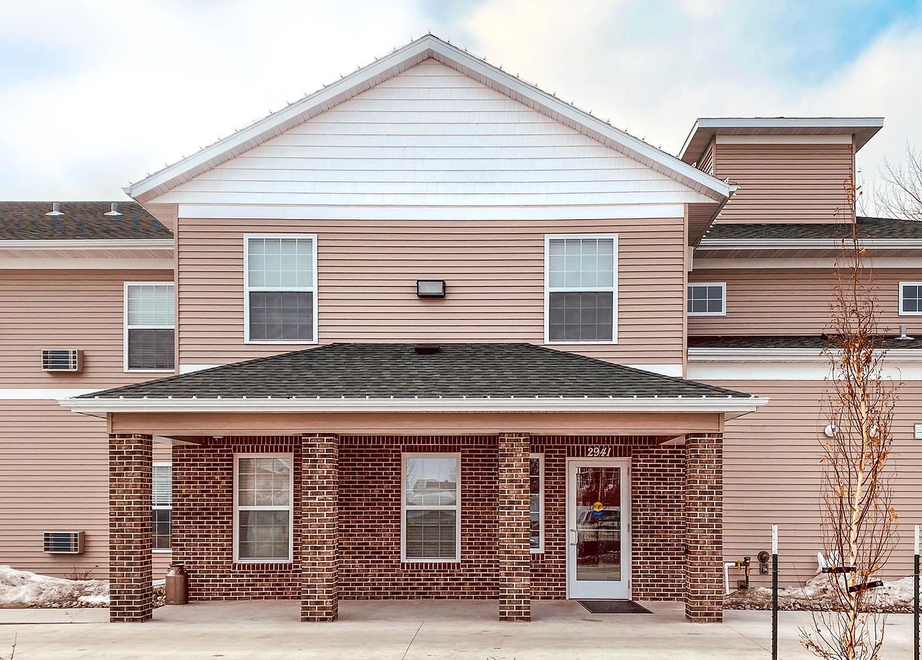 Exterior view of Arbor Park Living Center