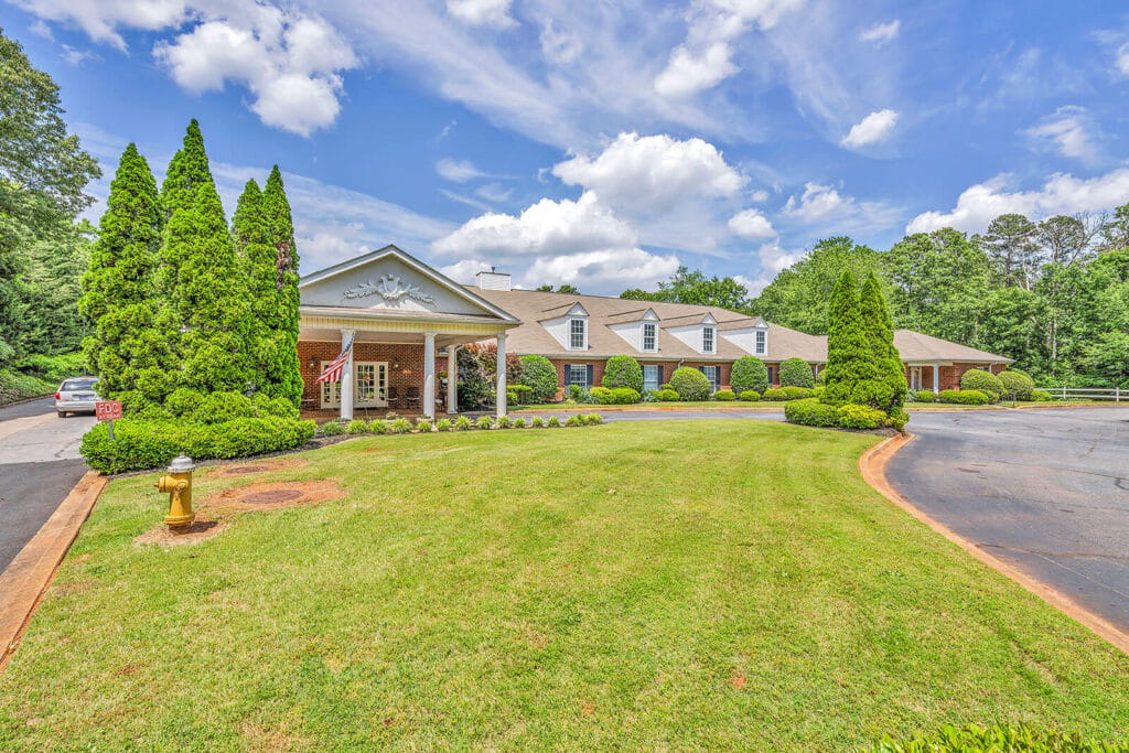 Exterior view of Windsor House Greenville