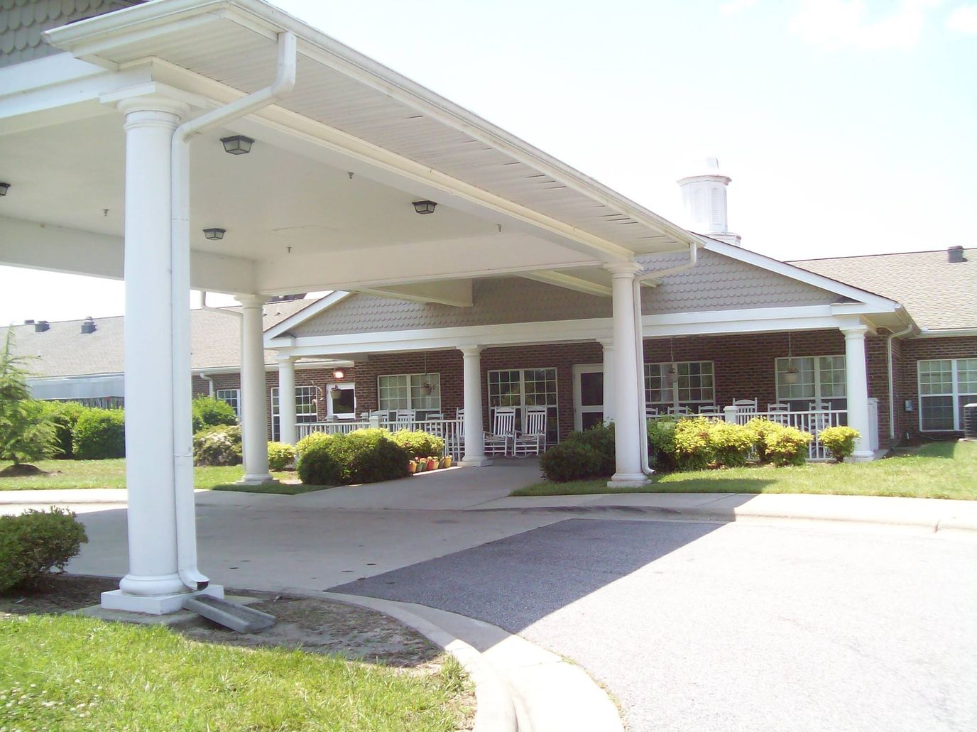 Front entrance of Zebulon House with covered area