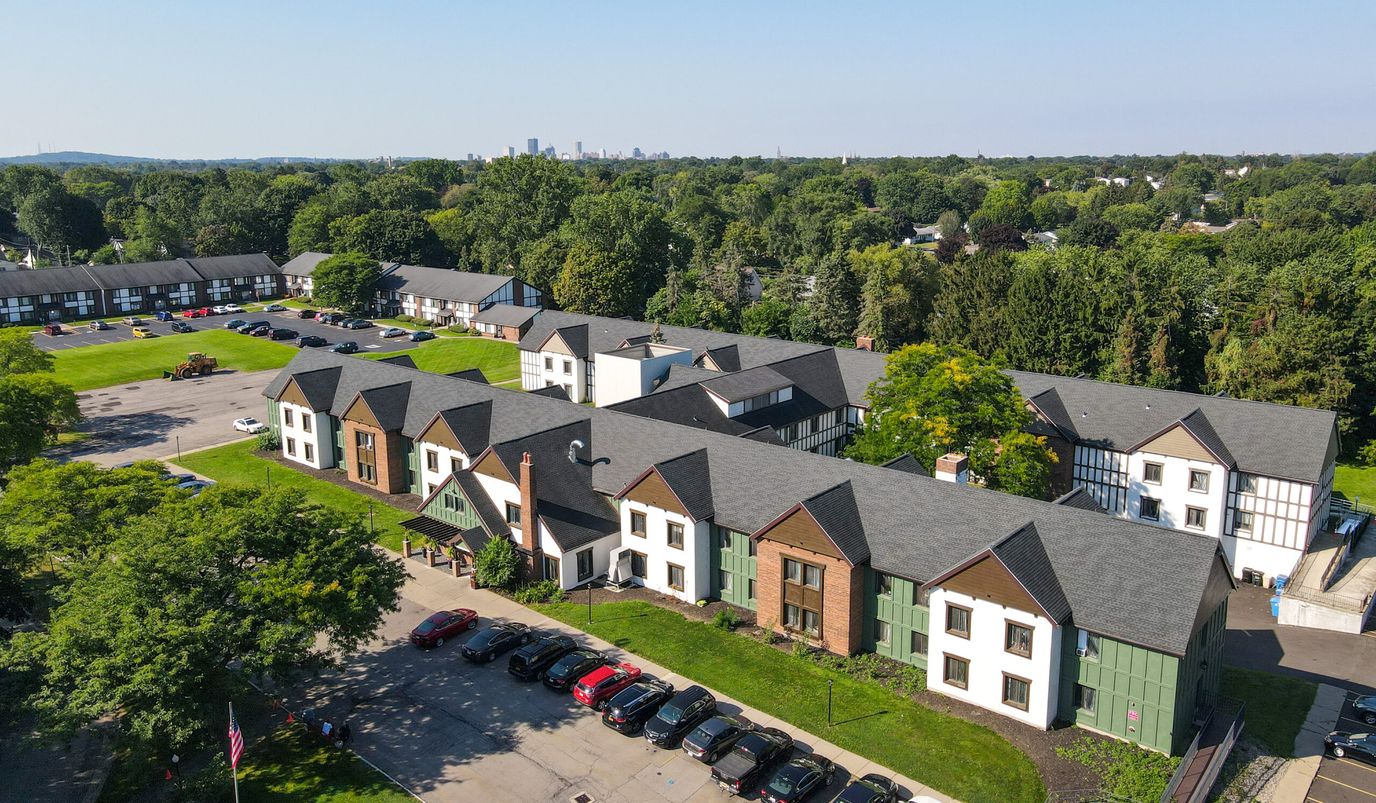 Aerial view of Cirrus Manor Residential Center and grounds