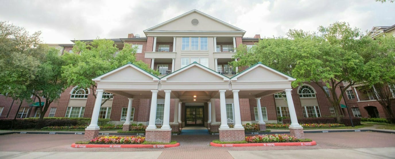 Front entrance of The Buckingham assisted living facility