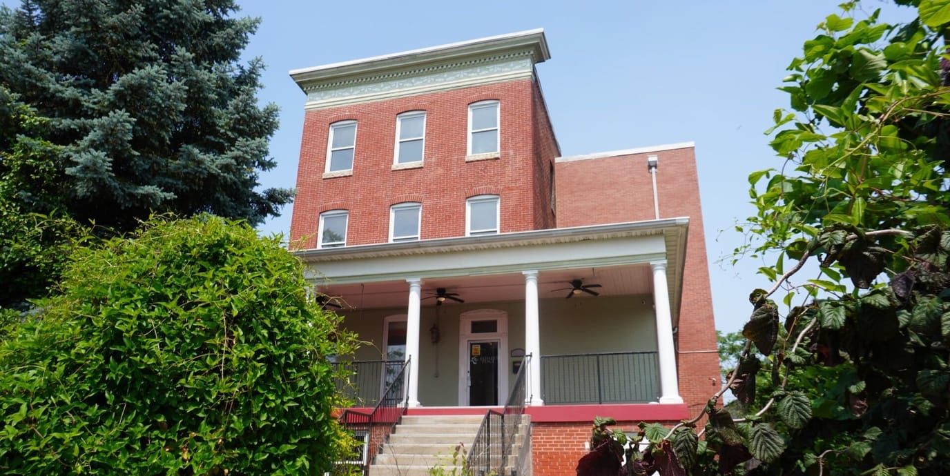 Exterior view of Esther's Place at the Park Assisted Living