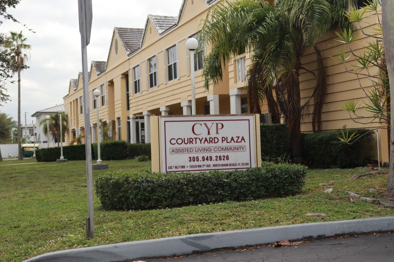 Exterior view of Courtyard Plaza Assisted Living Community