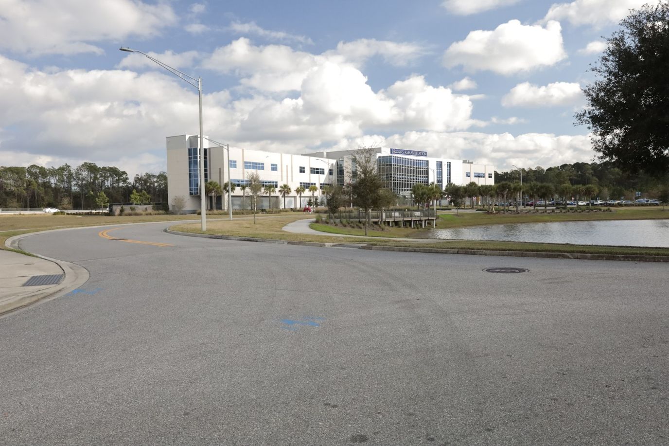 Exterior view of Bartram Crossing Skilled Nursing facility