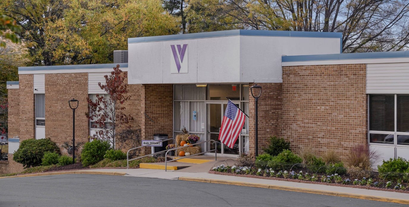Front entrance of Vierra Falls Church with landscaping