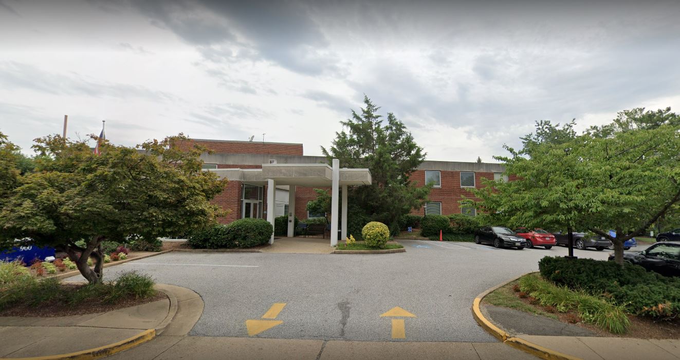 Exterior view of Alexandria Rehabilitation & Healthcare Center entrance