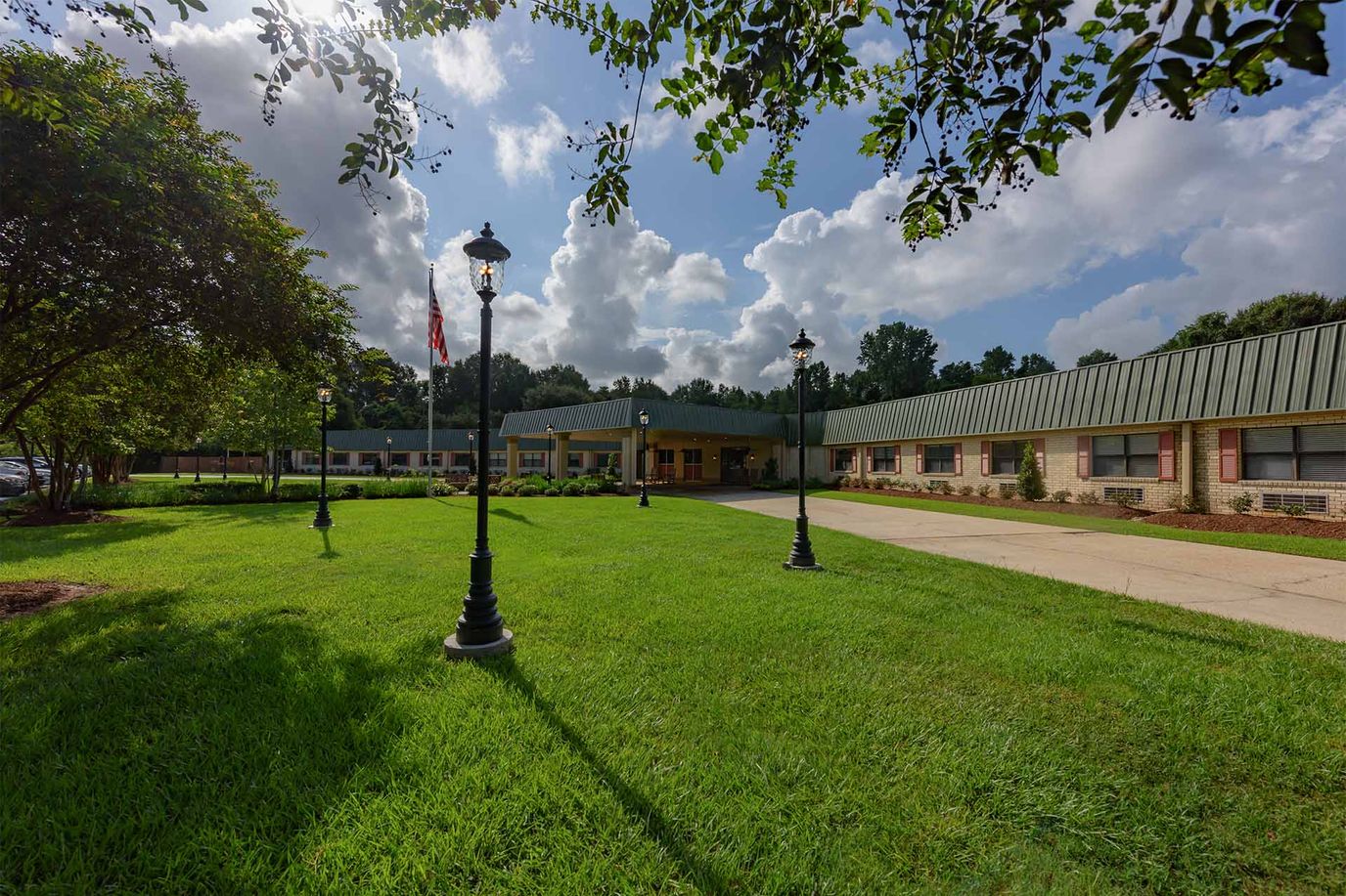 Exterior view of Baton Rouge Health Care Center
