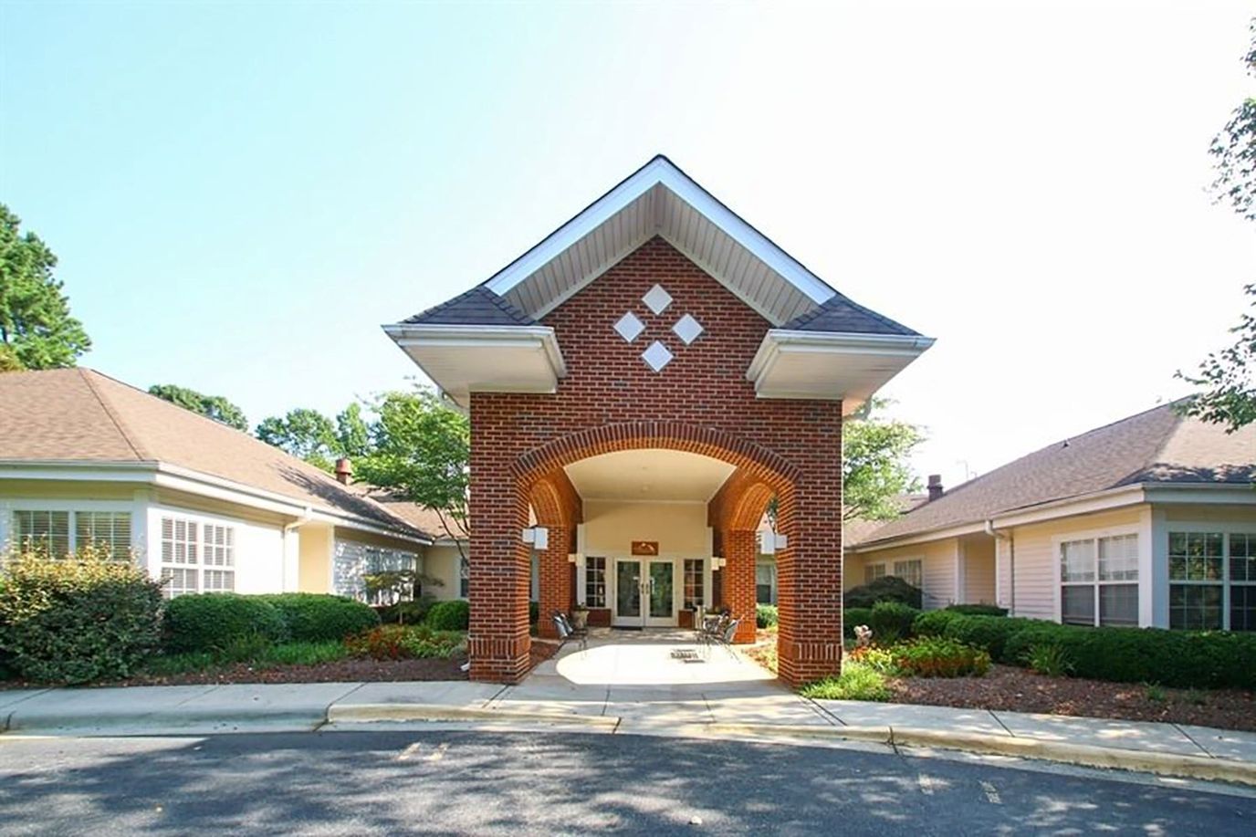 Front entrance of Brookstone Terrace of Greensboro