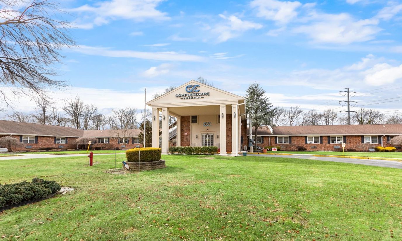 Exterior view of Complete Care at Mercerville building