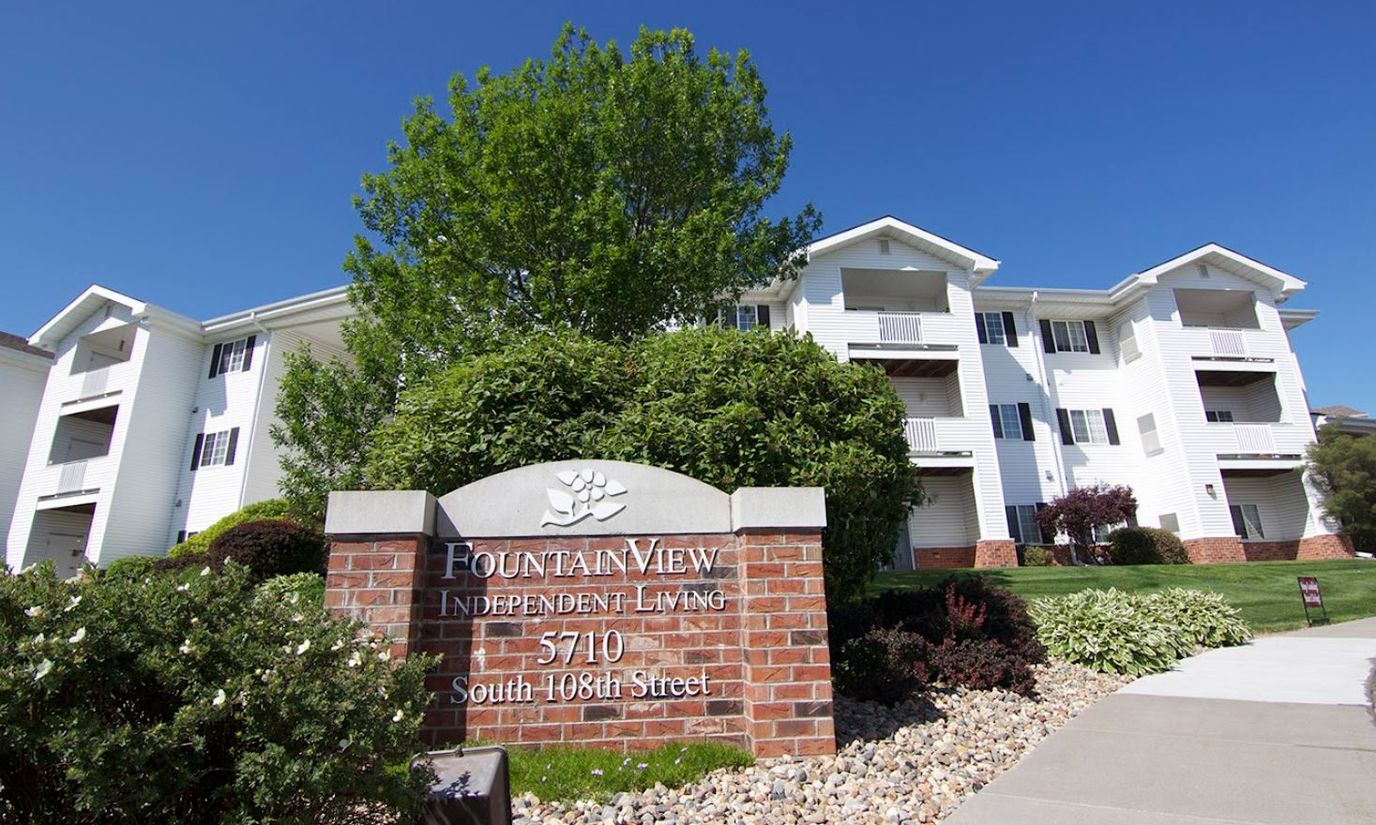 Exterior view of Fountain View Independent Living facility