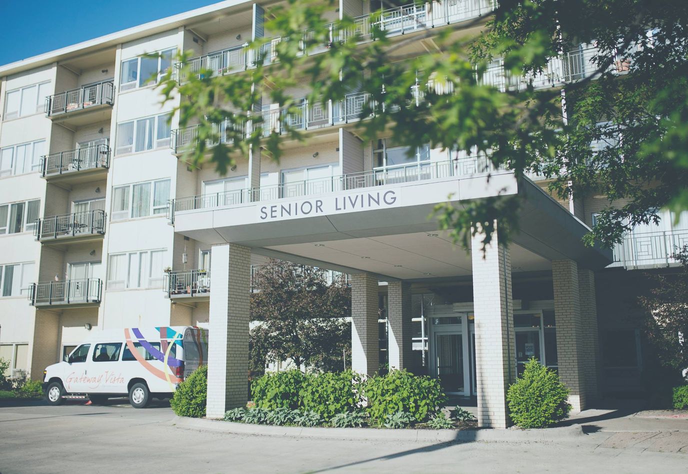 Exterior view of Gateway Vista senior living facility