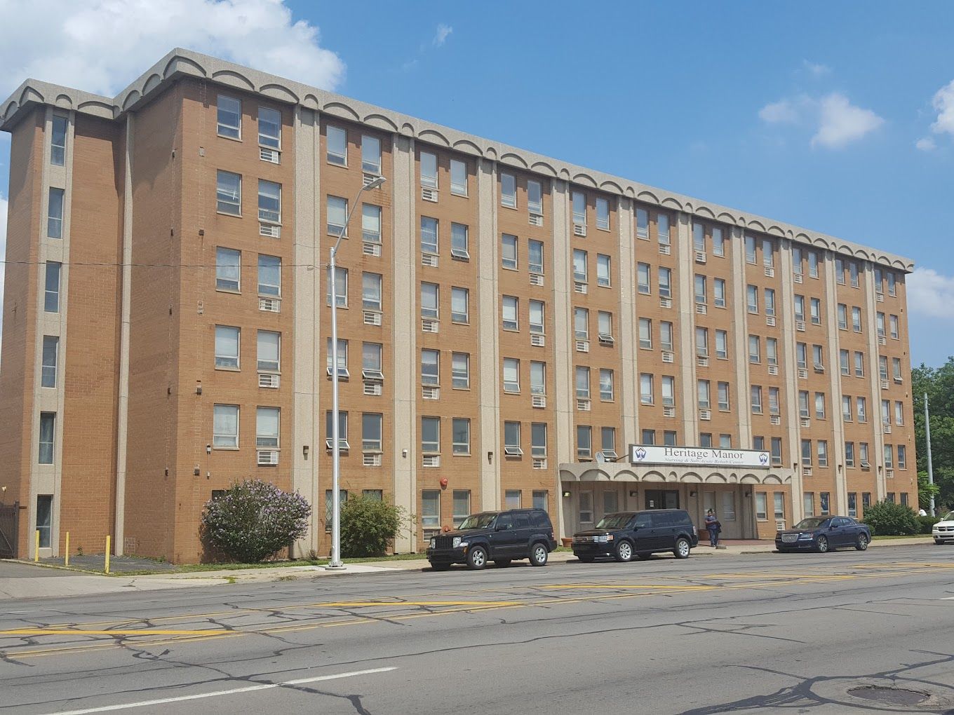 Exterior view of Heritage Manor building
