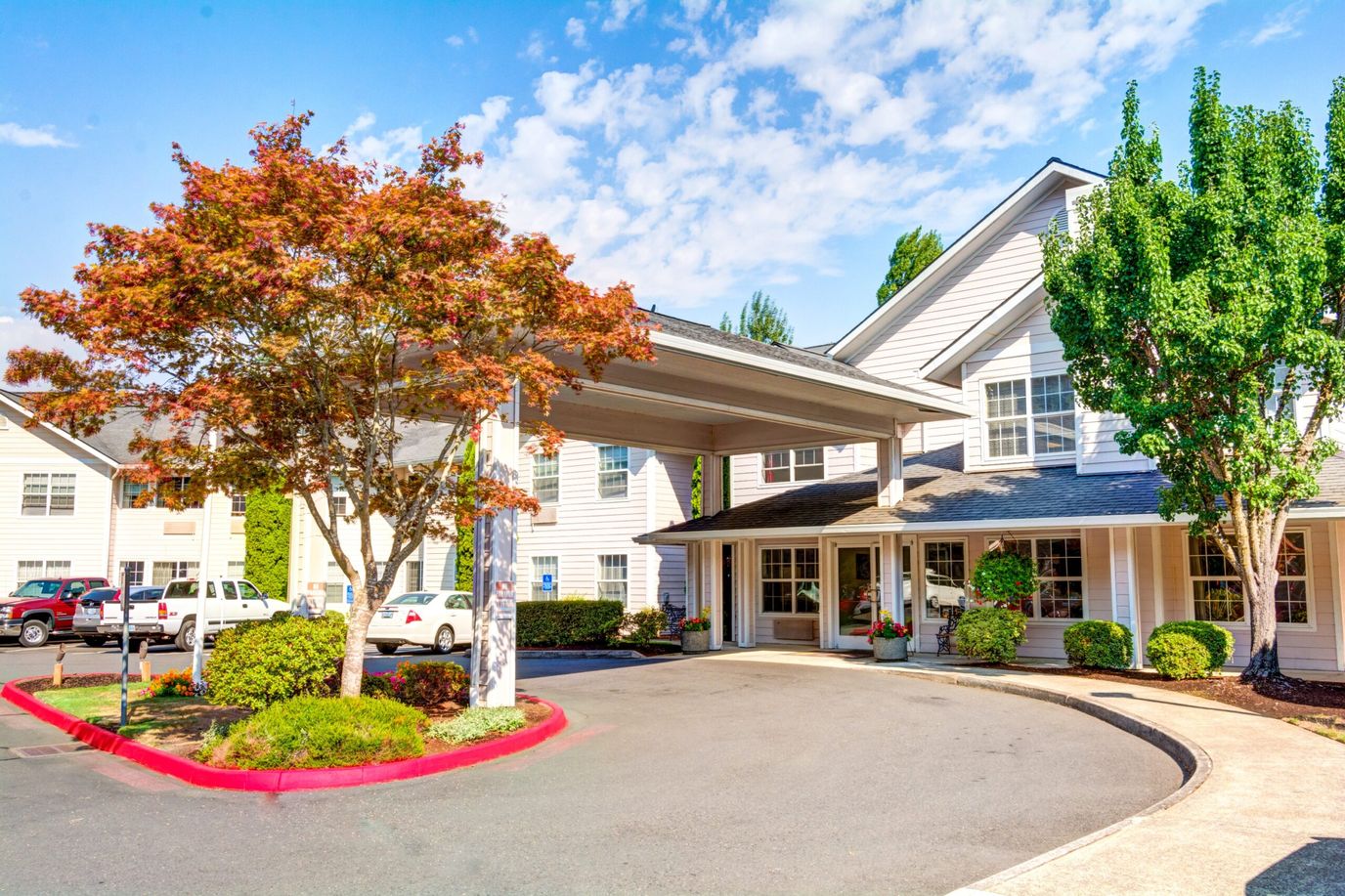 Exterior view of Redwood Heights Assisted Living