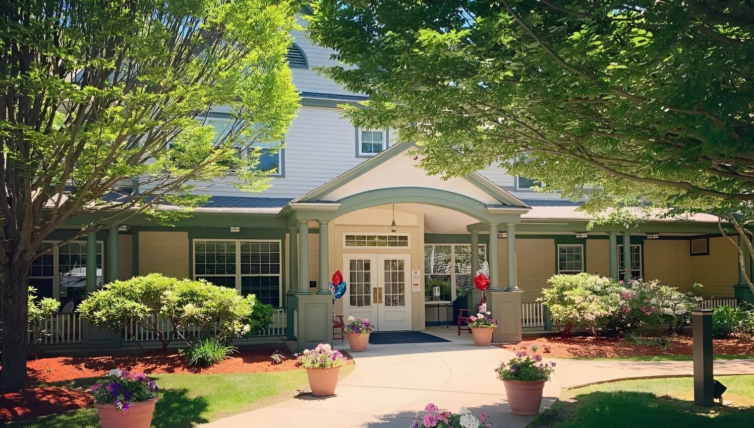 Entrance of Tatnuck Park at Worcester with flowers
