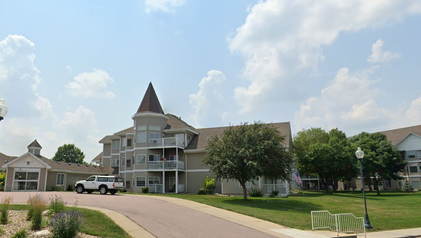 Exterior view of Trail Ridge Senior Living Community