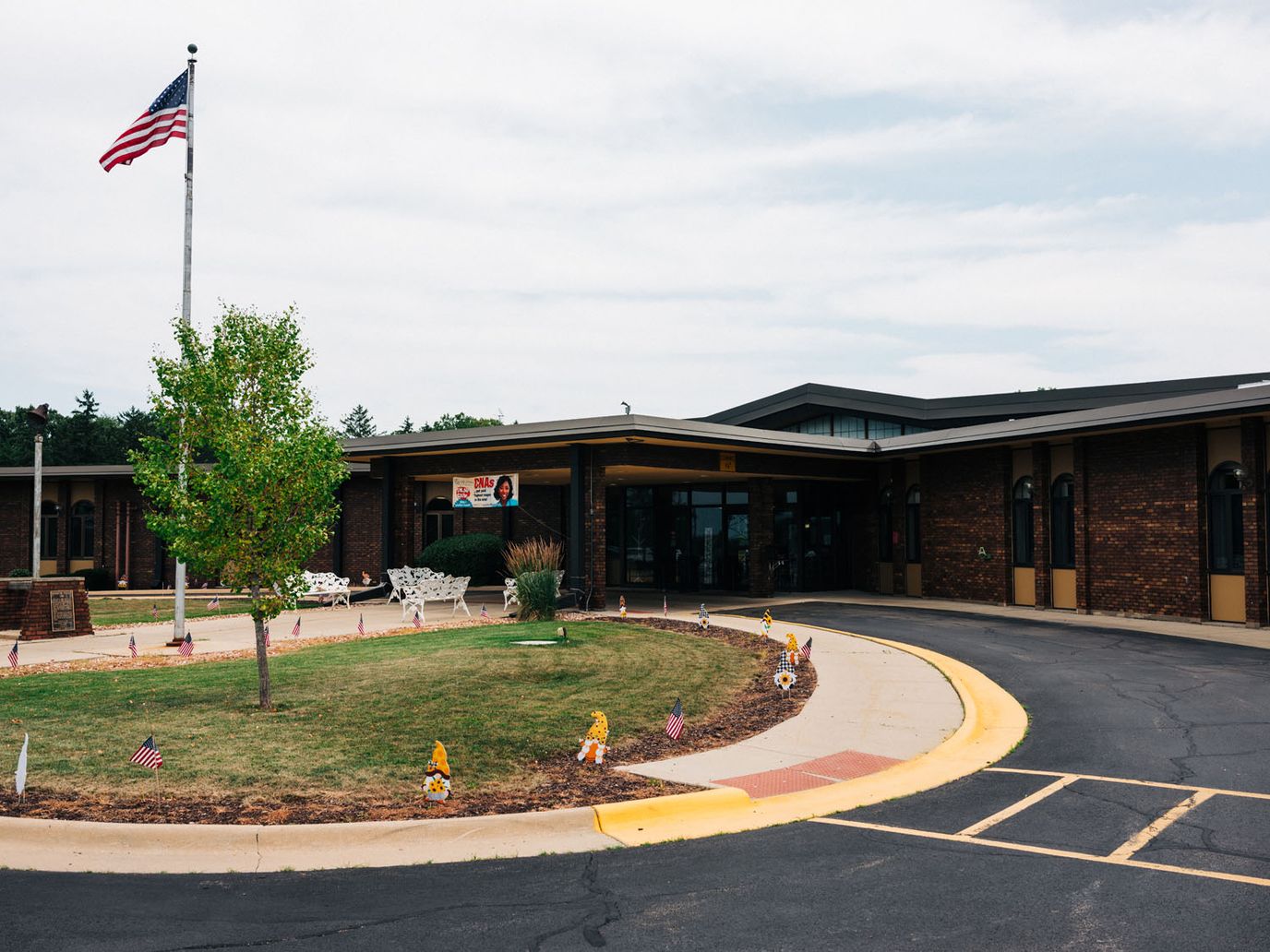 Exterior view of River Bluff Nursing Home entrance
