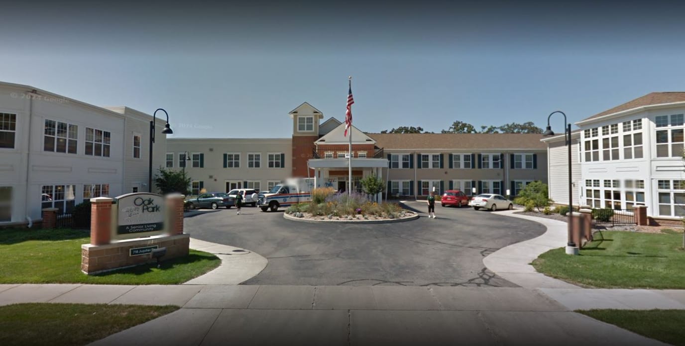 Exterior view of Oak Park Nursing & Rehab Center