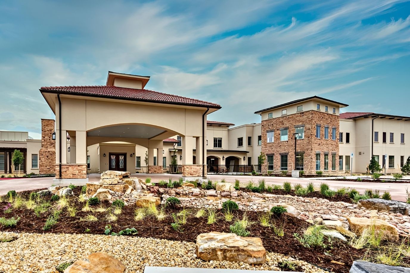 Exterior view of StoneCreek of Flying Horse Senior Living