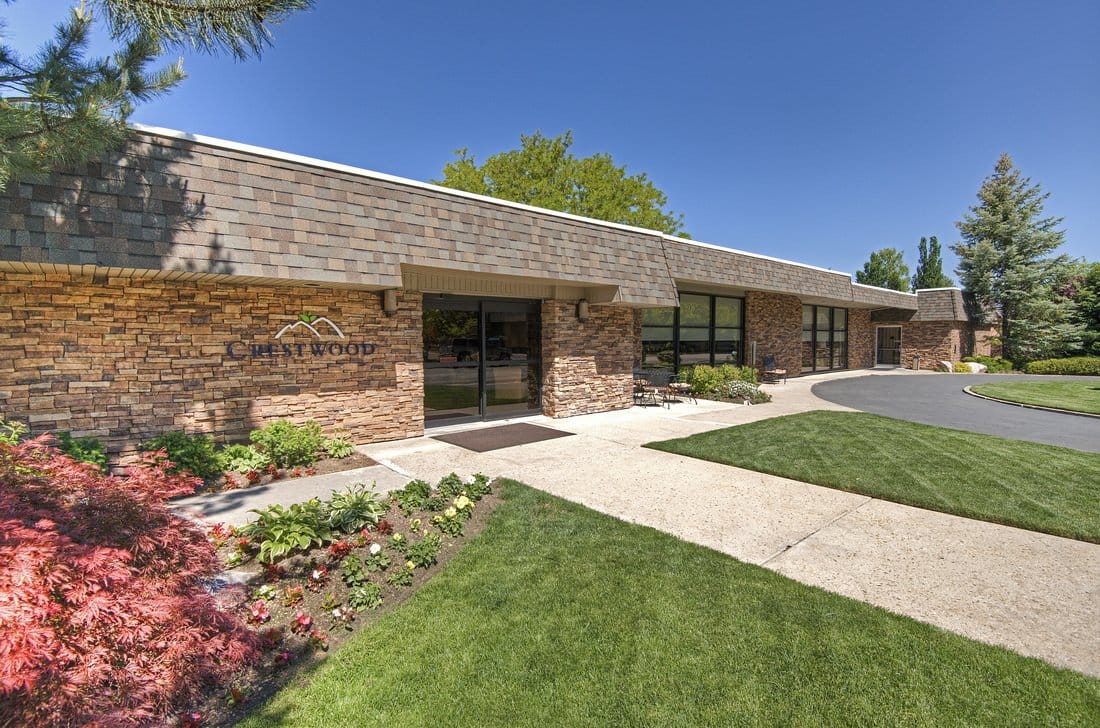 Exterior view of Crestwood Rehabilitation and Nursing building