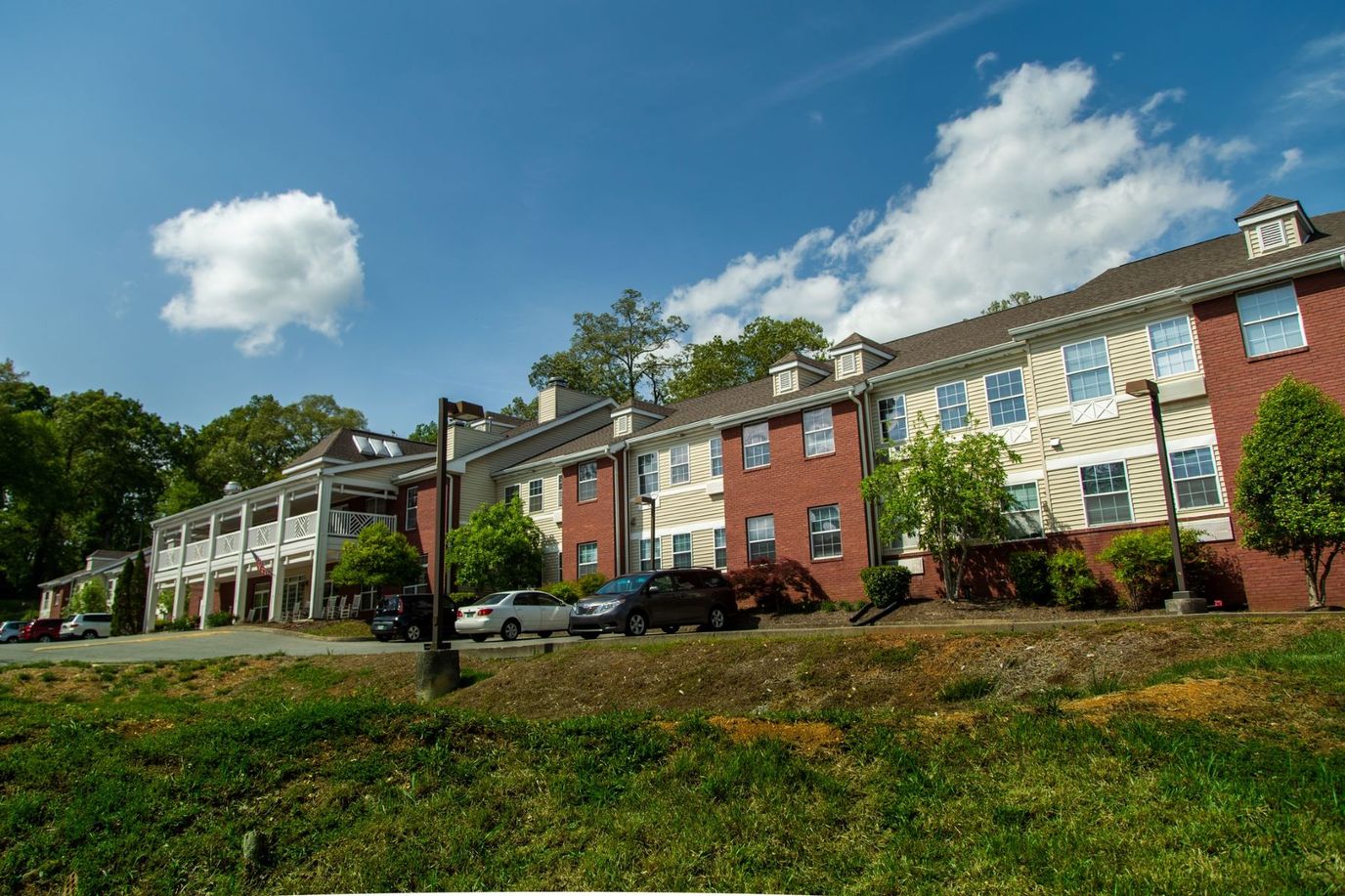 Exterior view of Park Place of Fountain City