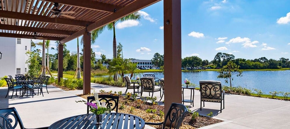 Outdoor seating area with a view of the lake