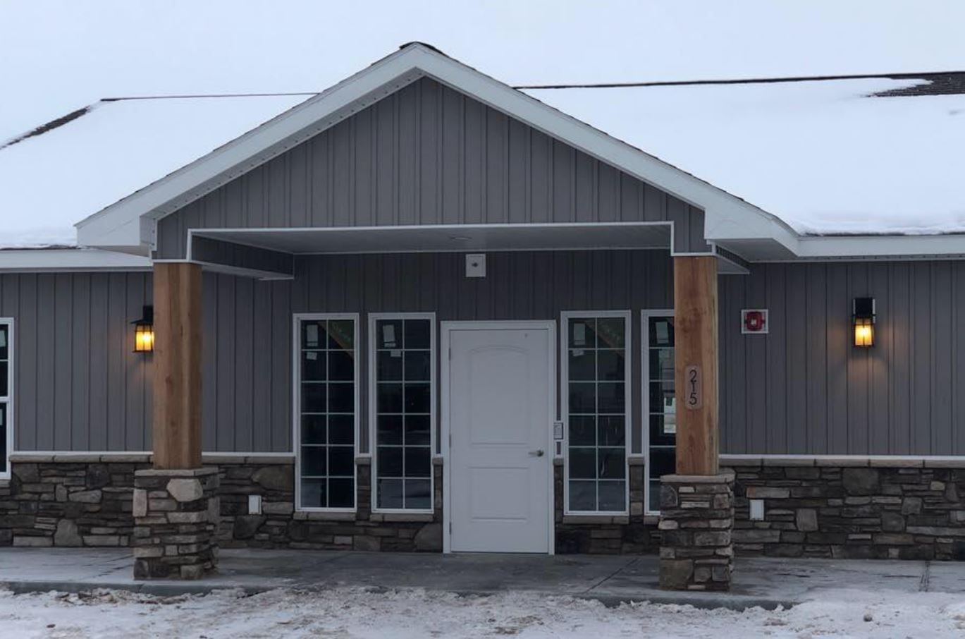 Exterior view of Broadway Fields Assisted Living facility