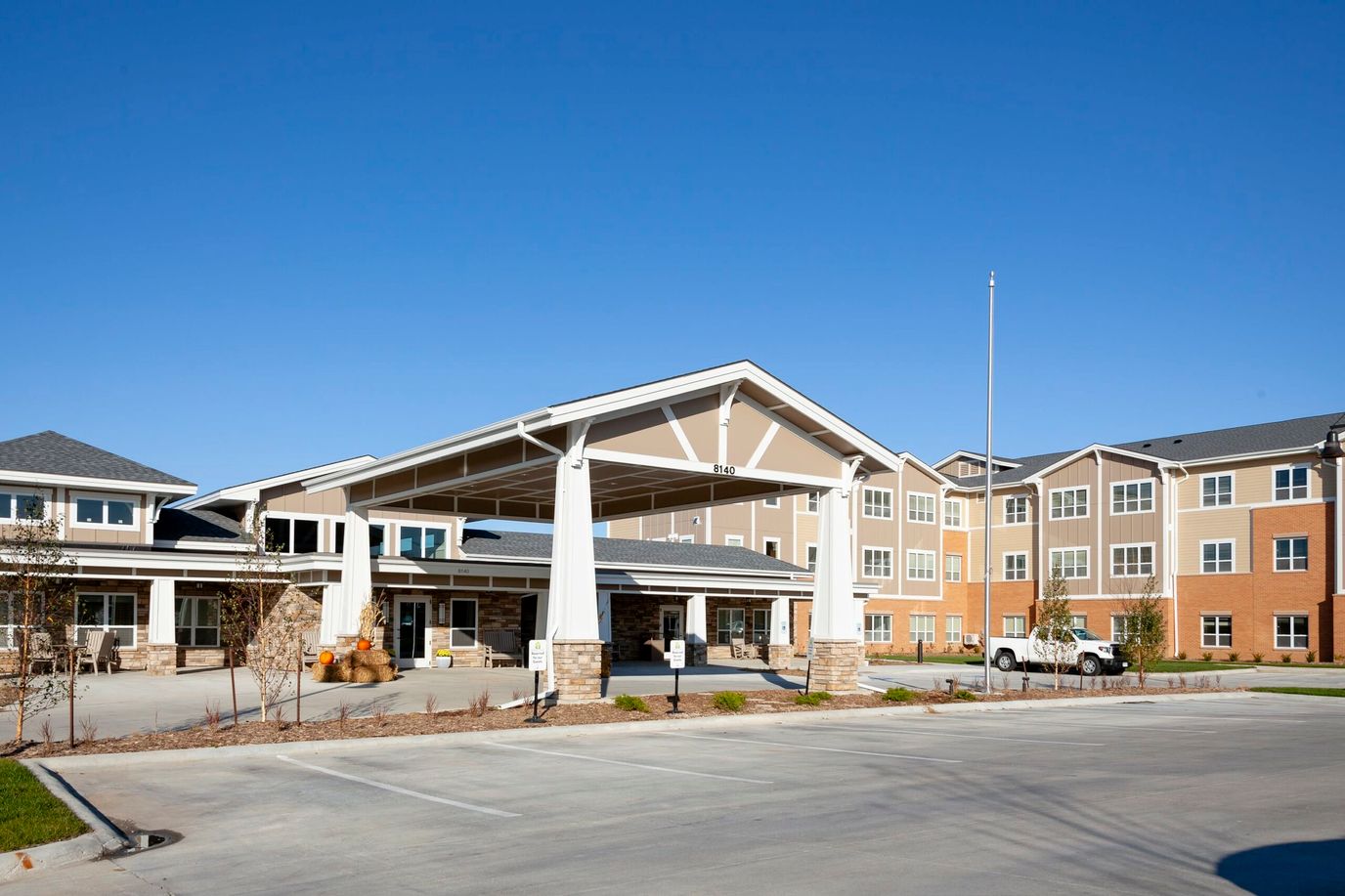 Exterior view of Cedarhurst of La Vista entrance