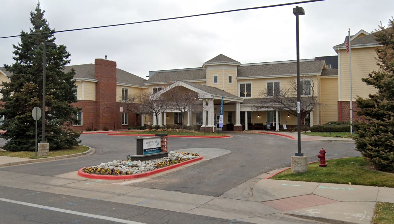Front exterior view of Lakewood Reserve facility