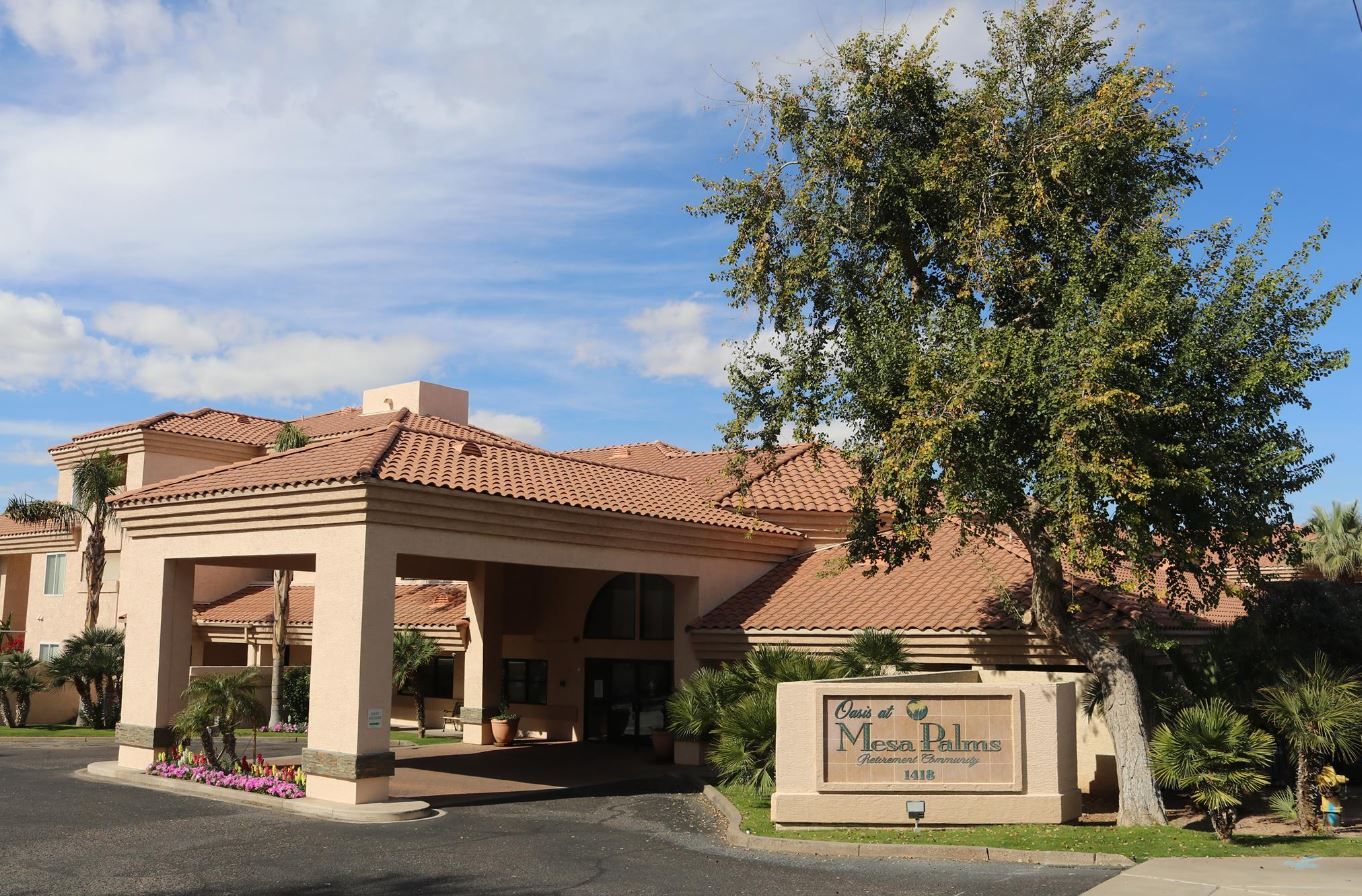 Exterior view of Oasis at Mesa Palms facility