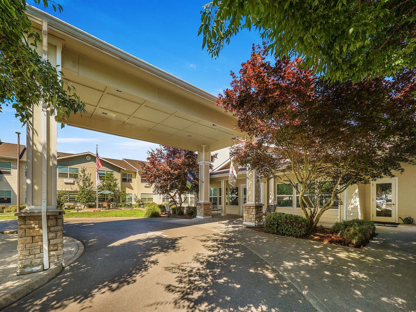 Entrance view of Prestige Senior Living Auburn Meadows
