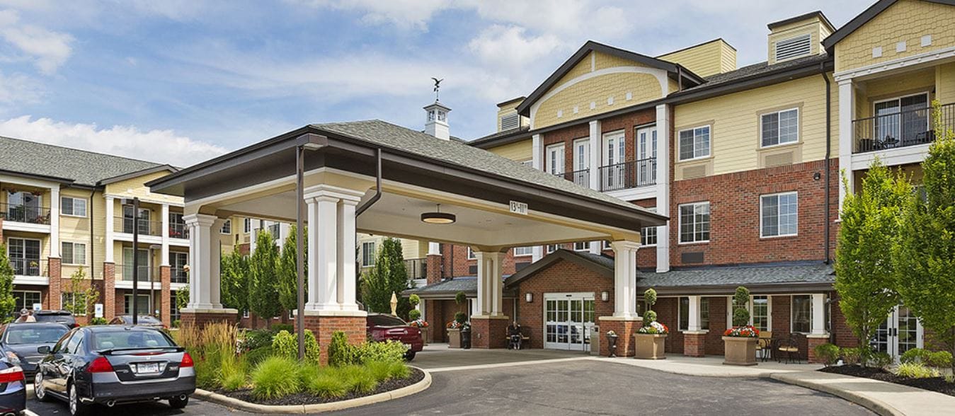 Exterior view of StoryPoint Powell with entrance