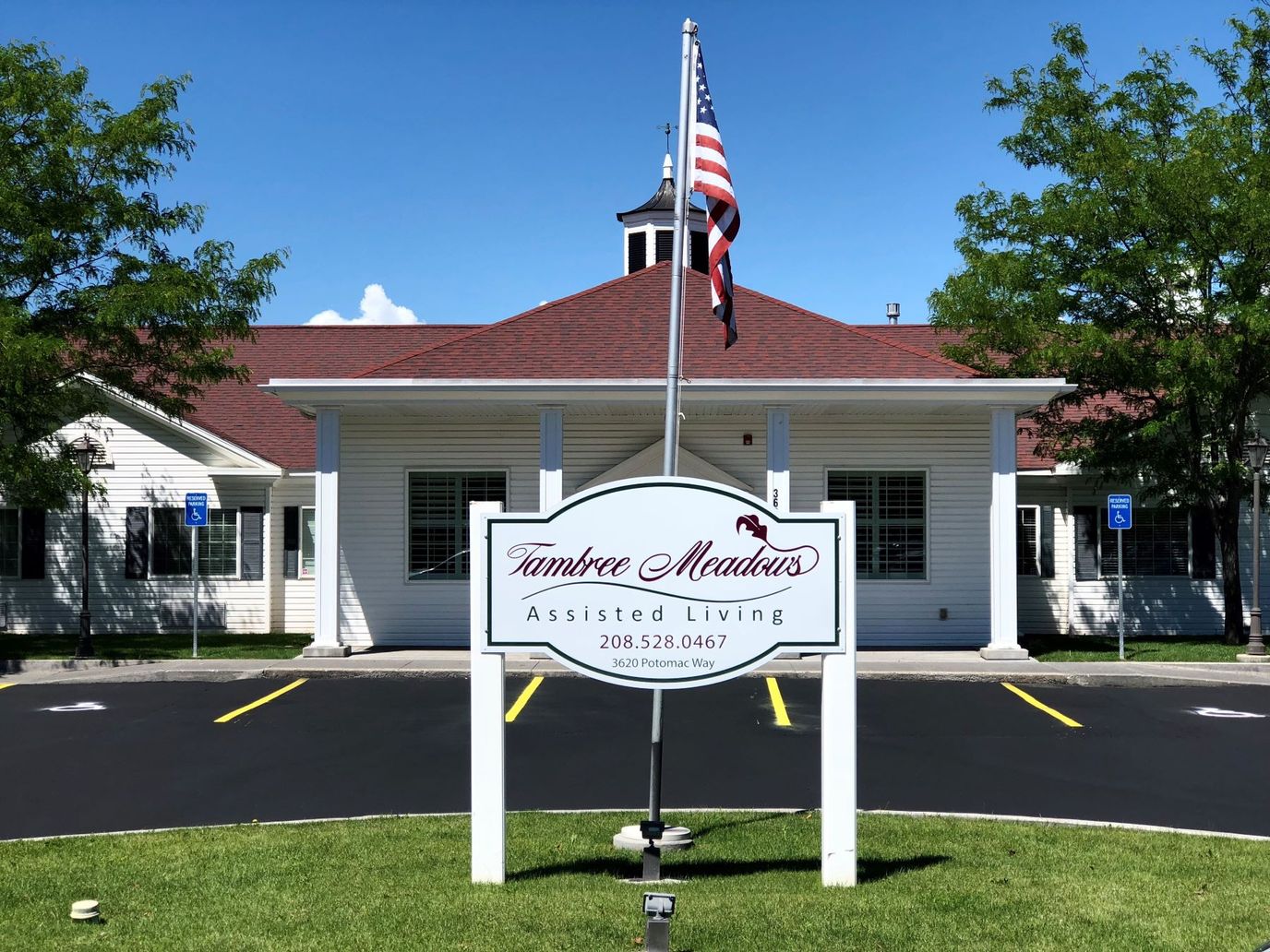 Exterior view of Tambree Meadows assisted living facility