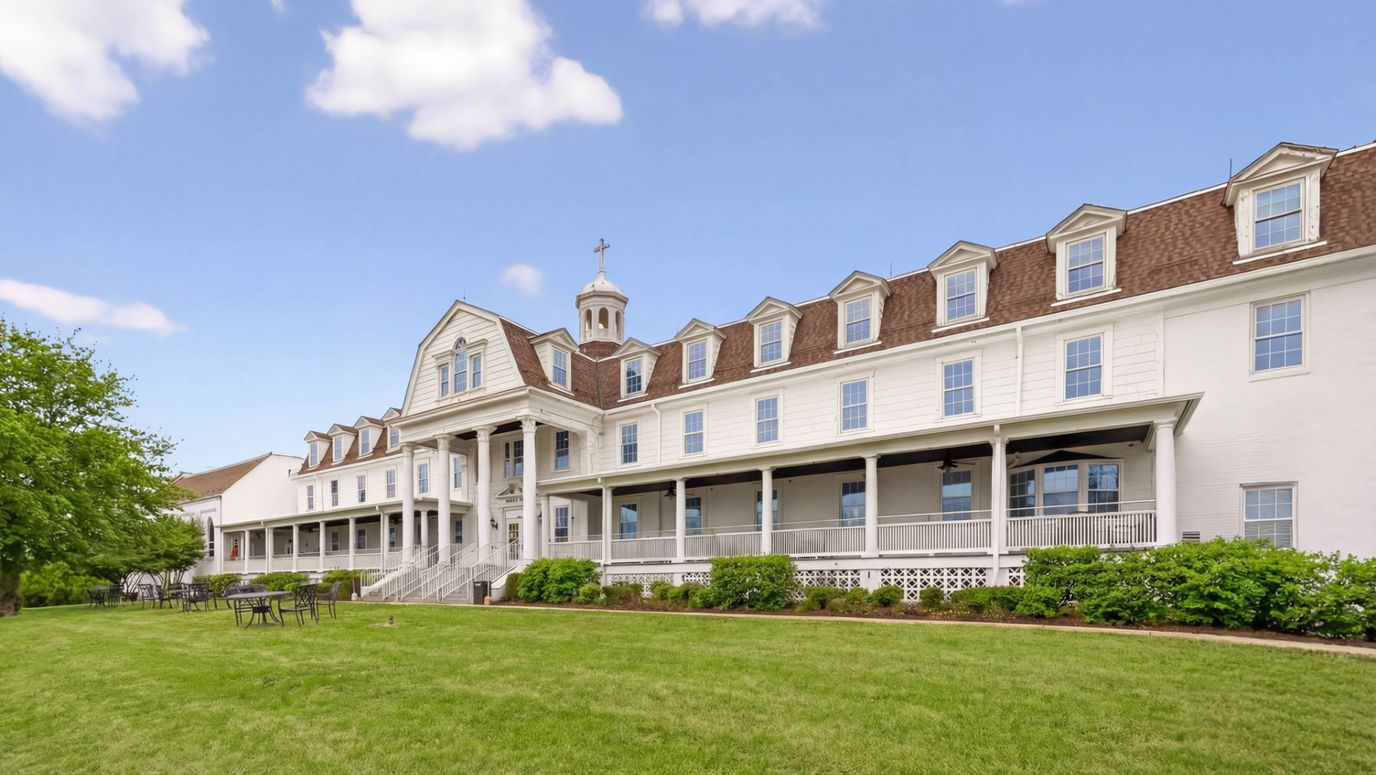 Exterior view of Celebration Villa of Manresa building