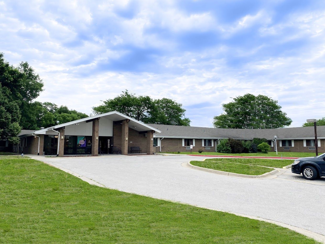 Exterior view of Baptist Homes of Independence facility