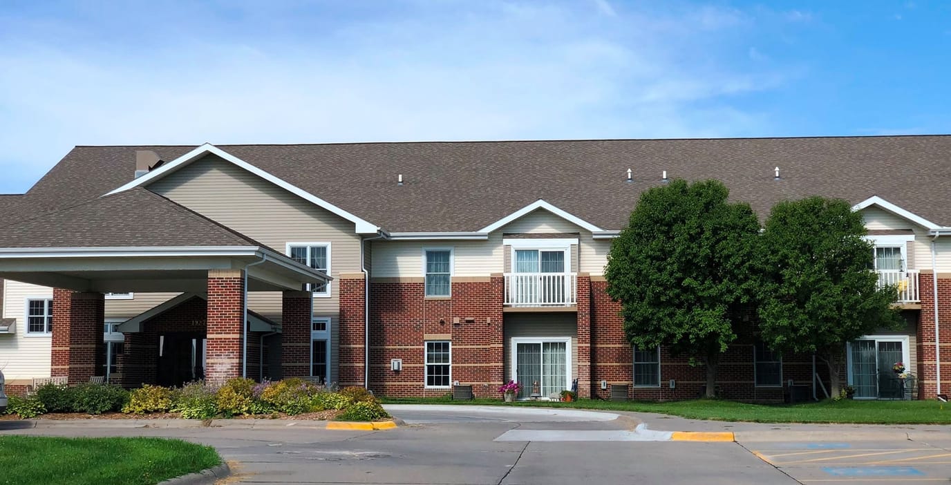 Exterior view of Chrisoma West assisted living facility