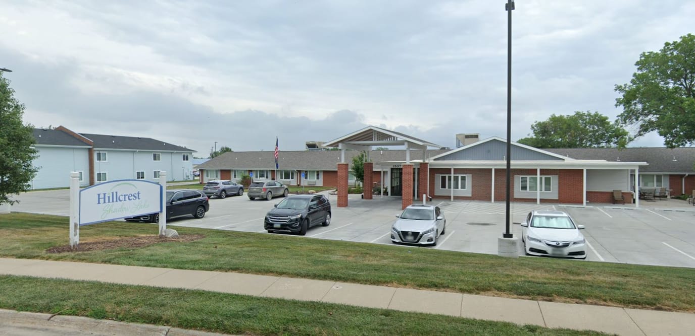 Exterior view of Hillcrest Shadow Lake facility