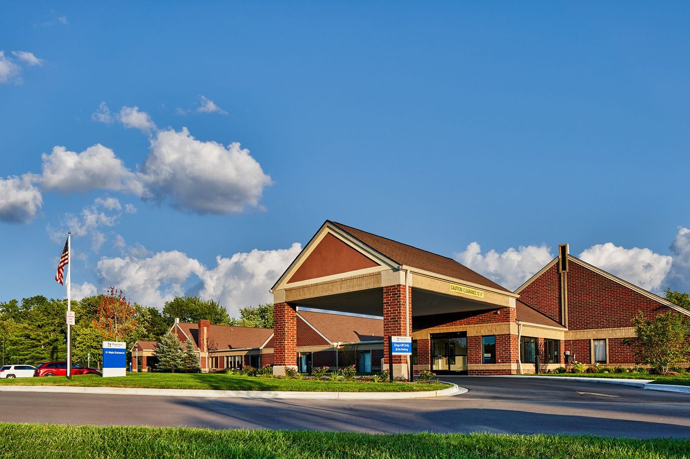 Front exterior view of Pomeroy Living of Sterling
